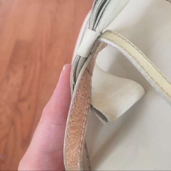 Mickeal Kors White Slandals Size:38, - Picture 4 of 4